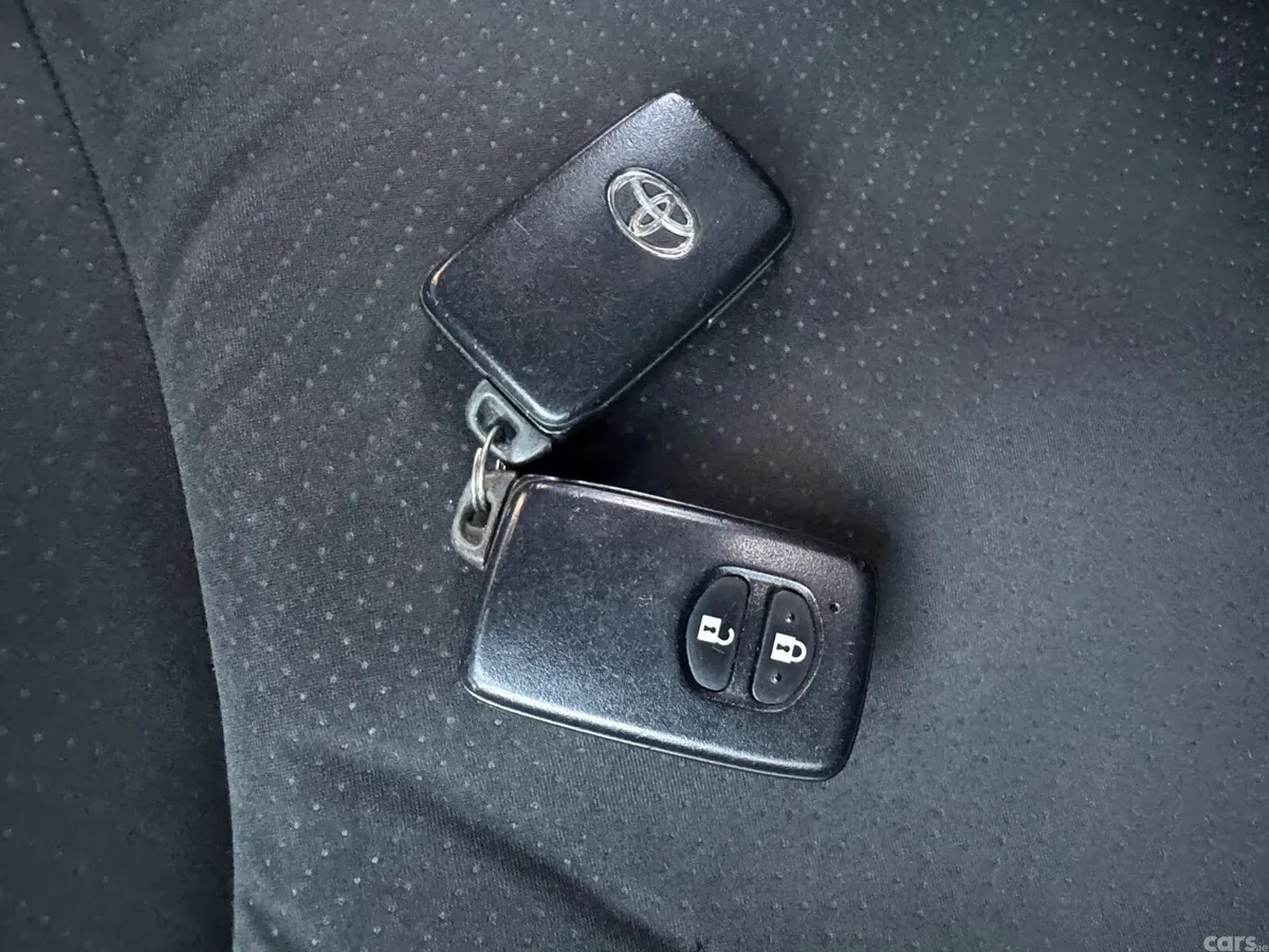 Toyota Prius Hatchback, Petrol Hybrid, 2015, Black