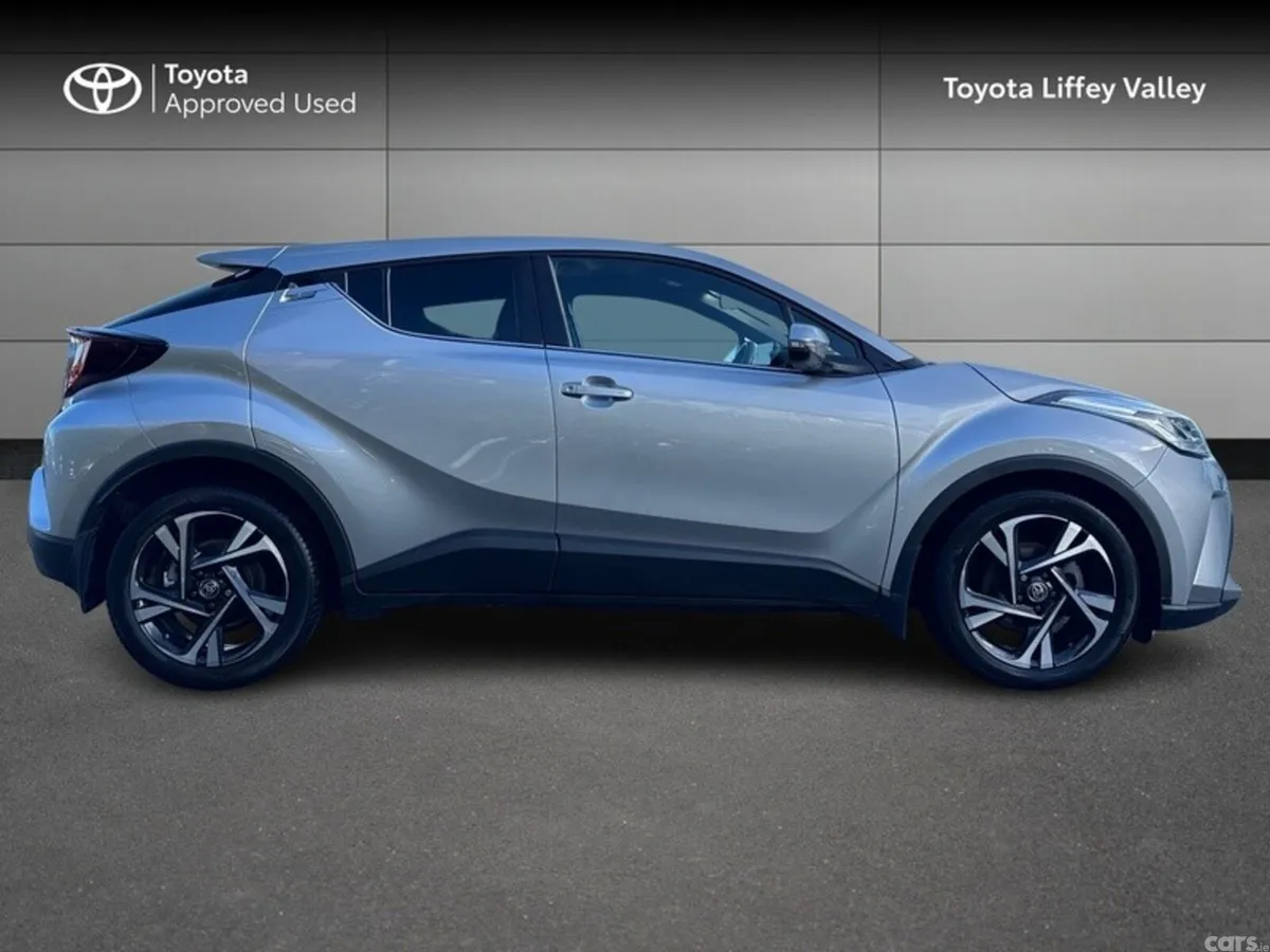 Toyota C-HR SUV, Petrol Hybrid, 2023, Grey