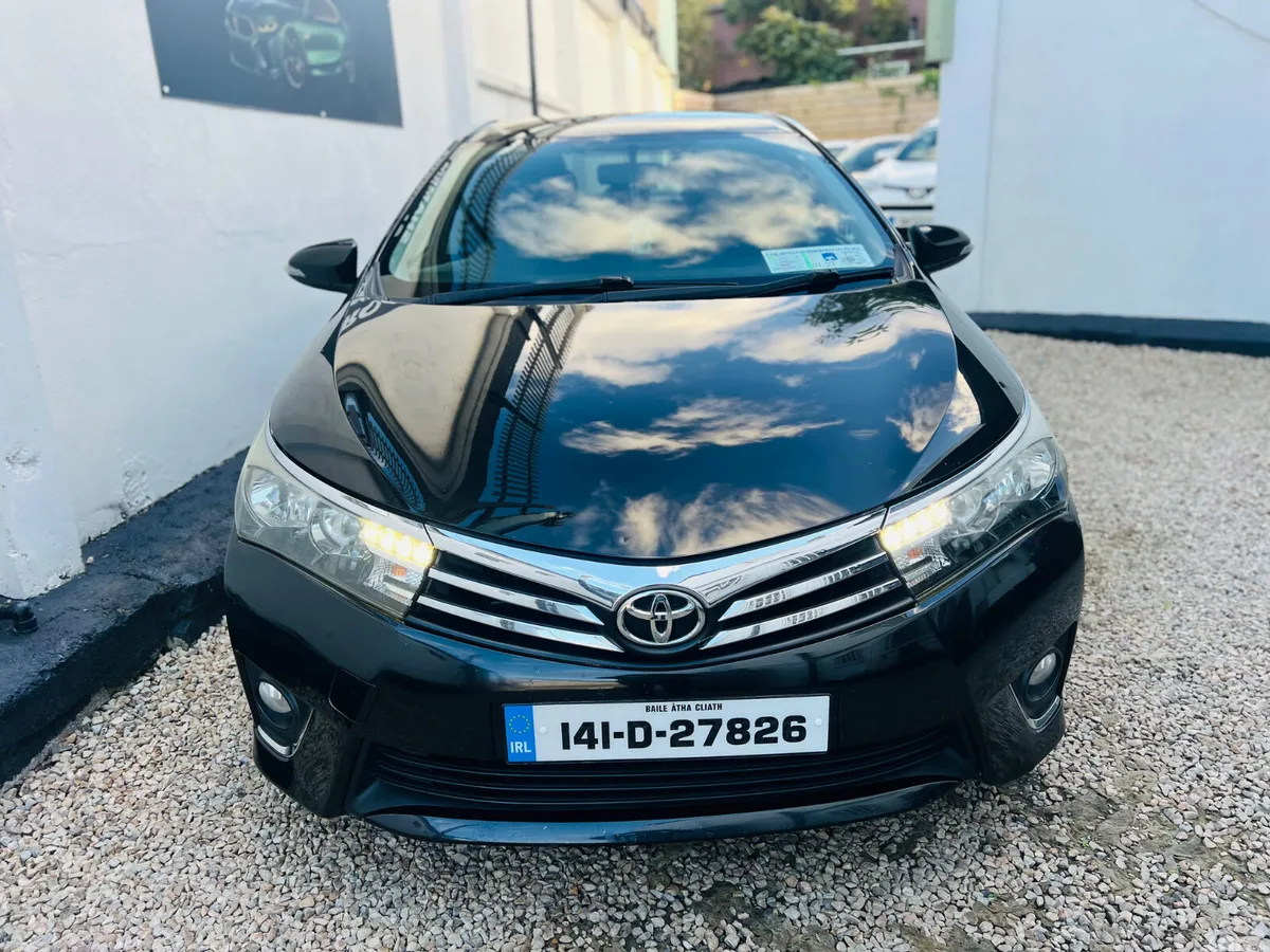 Toyota Corolla Saloon, Diesel, 2014, Black