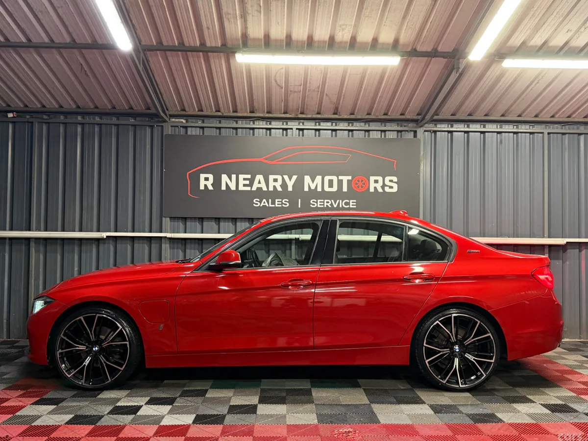 BMW 3-Series Saloon, Petrol Plug-in Hybrid, 2018, Red
