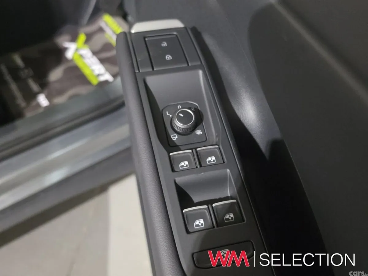 Volkswagen T-Roc Estate, Petrol, 2026, Grey