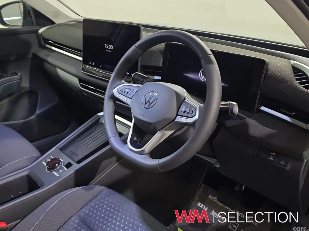 Volkswagen T-Roc Estate, Petrol, 2026, Grey