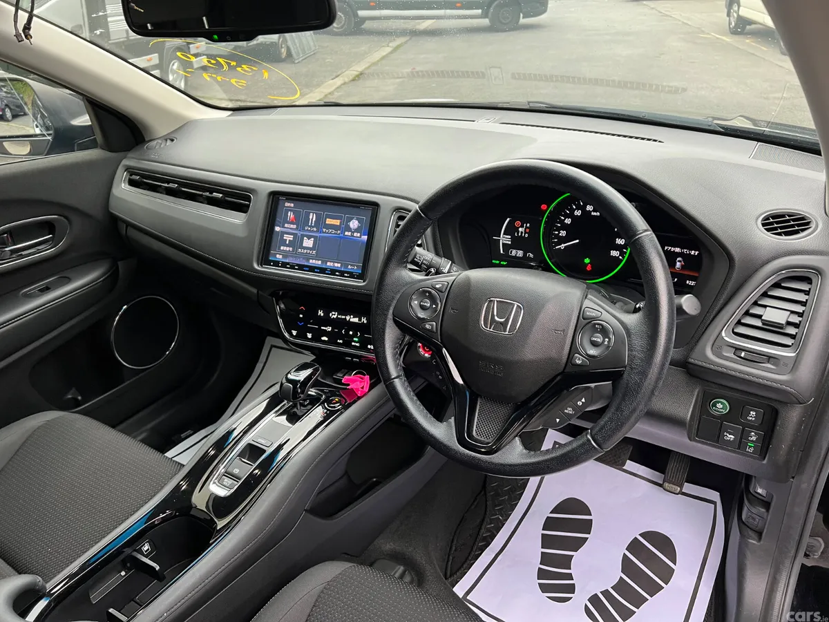 Honda Vezel SUV, Petrol Hybrid, 2018, Black