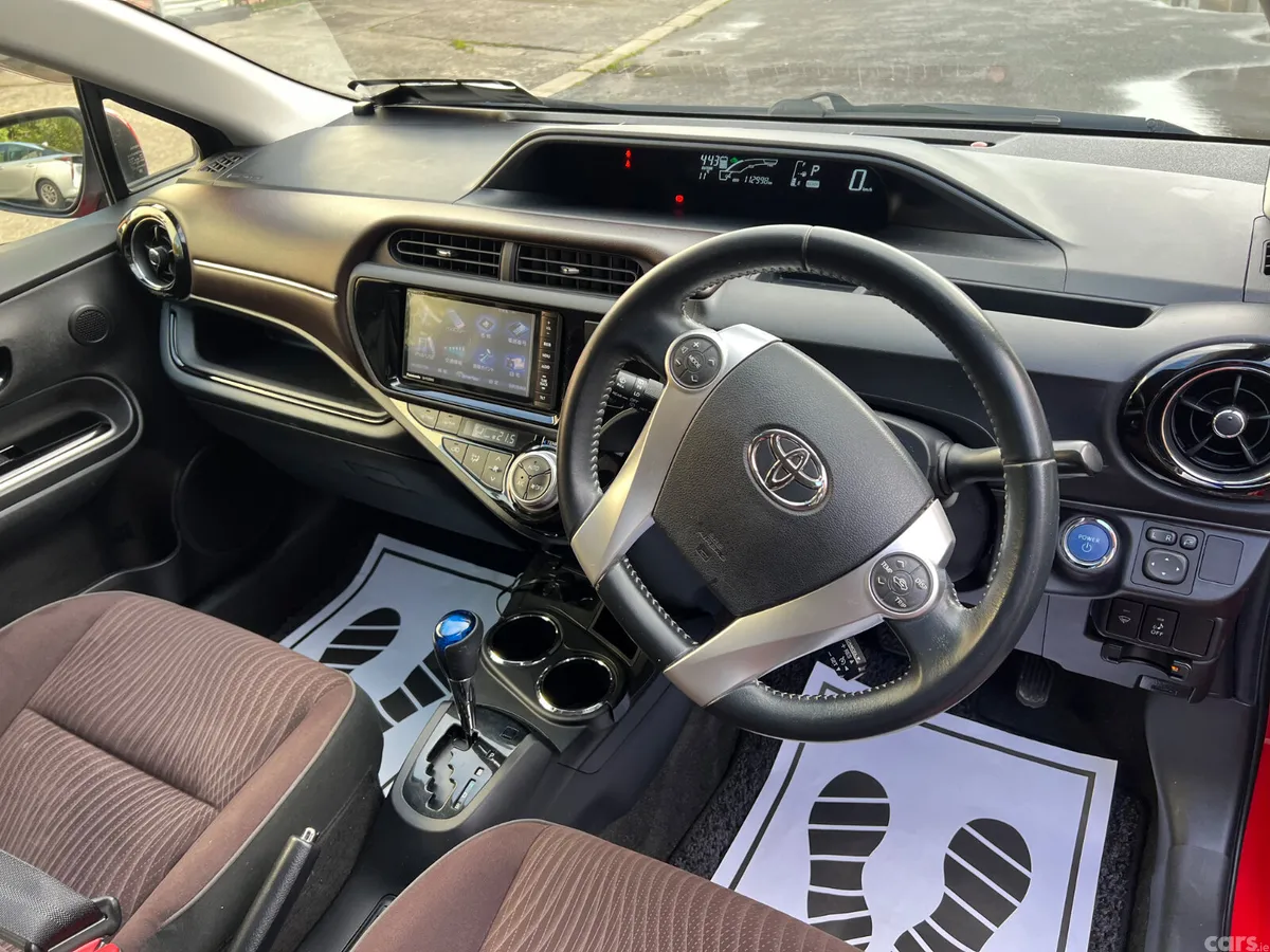 Toyota Aqua Hatchback, Petrol Hybrid, 2015, Red