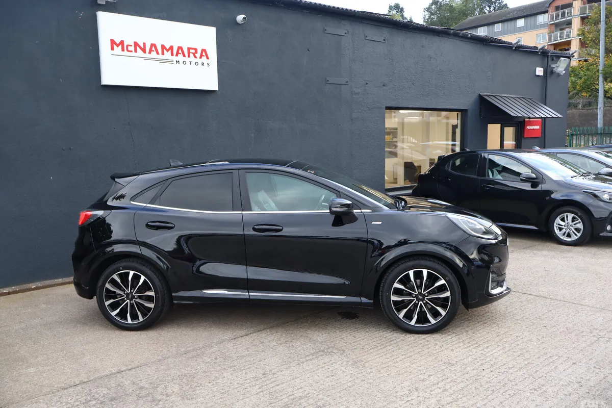 Ford Puma MPV, Diesel, 2021, Black