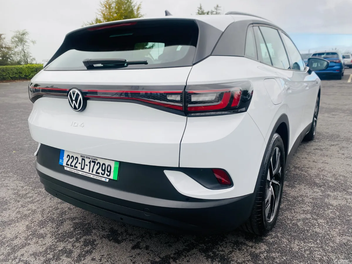 Volkswagen ID.4 Estate, Electric, 2022, White