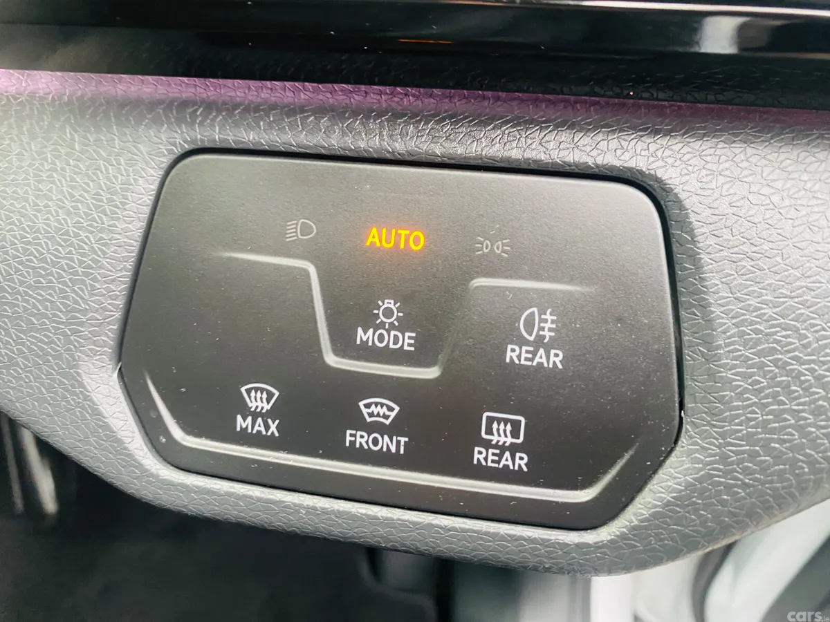 Volkswagen ID.4 Estate, Electric, 2022, White