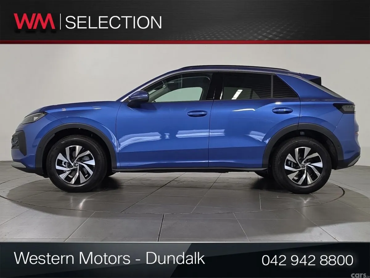 Volkswagen T-Roc Estate, Petrol, 2026, Blue