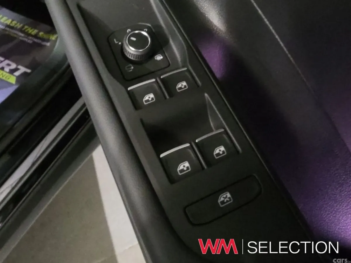 Volkswagen T-Roc Estate, Petrol, 2026, Black