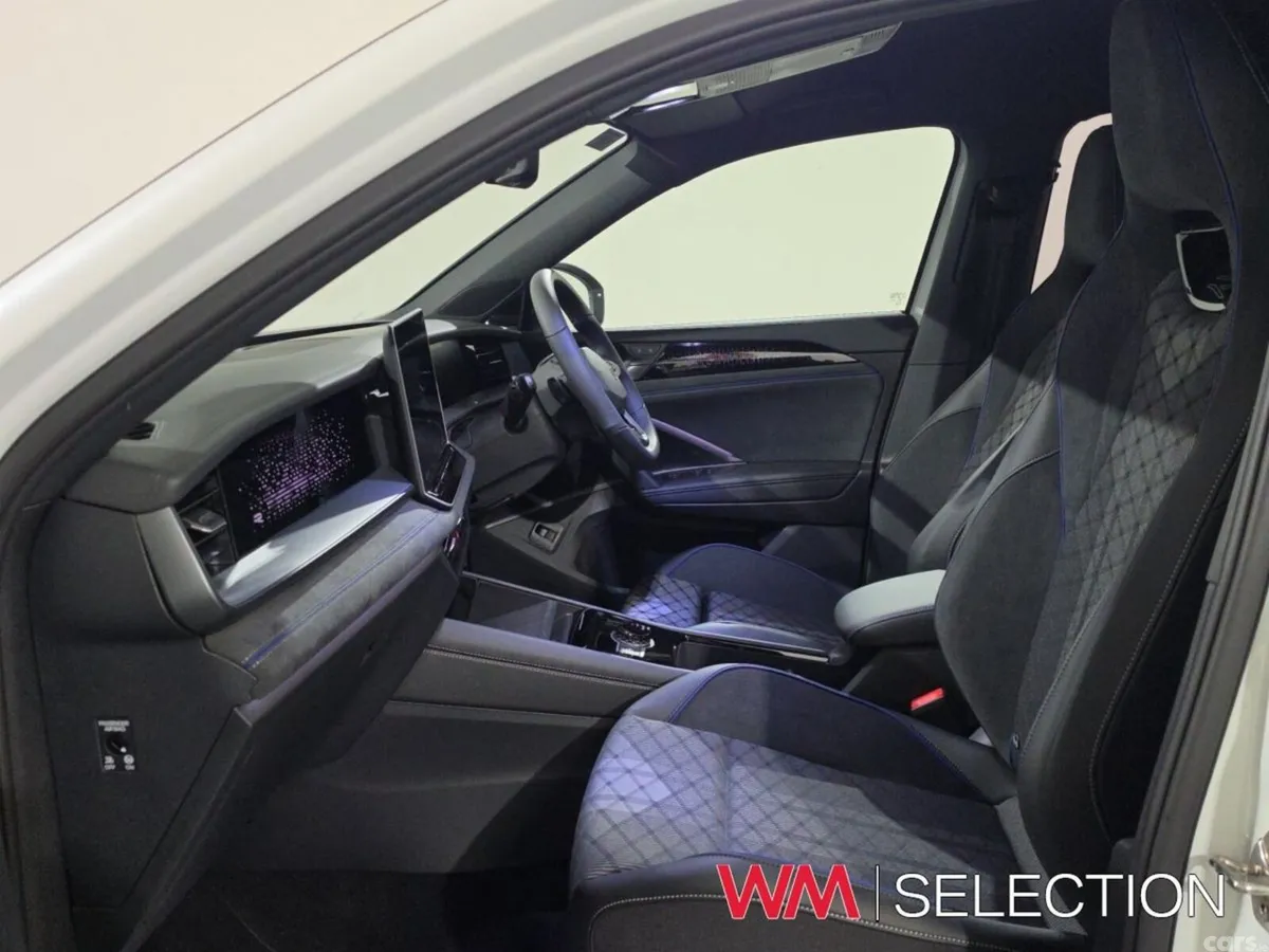 Volkswagen Tayron Estate, Diesel, 2026, White