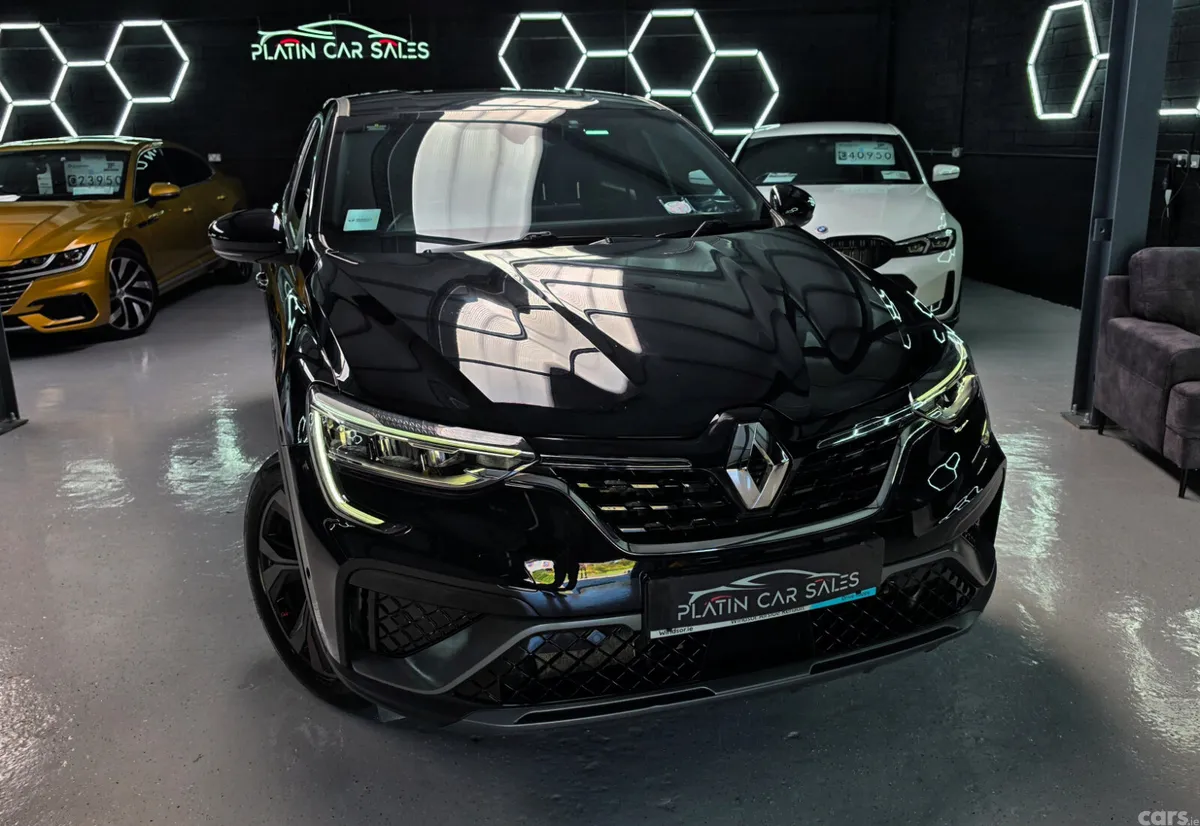 Renault Arkana Hatchback, Petrol, 2023, Black
