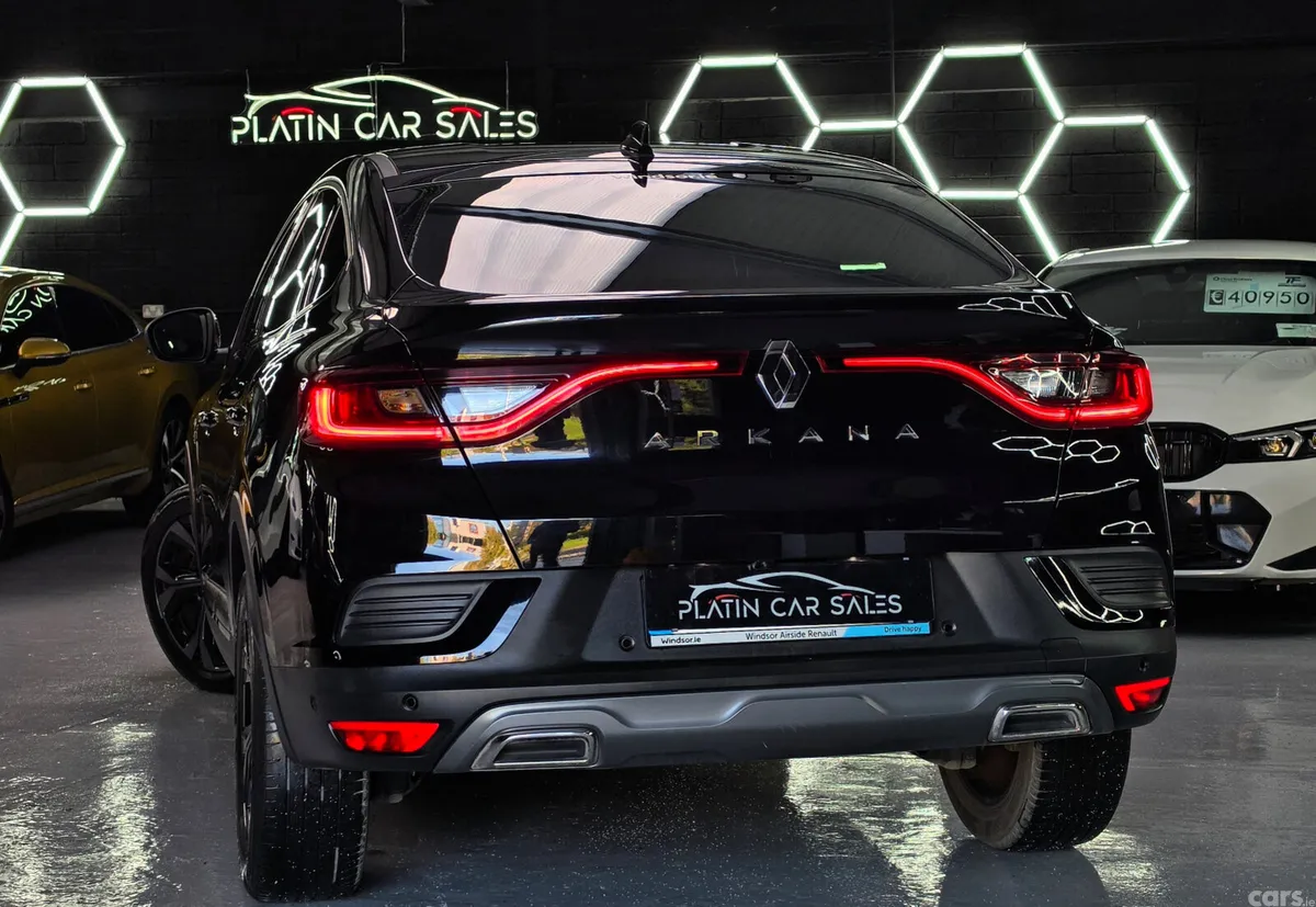 Renault Arkana Hatchback, Petrol, 2023, Black