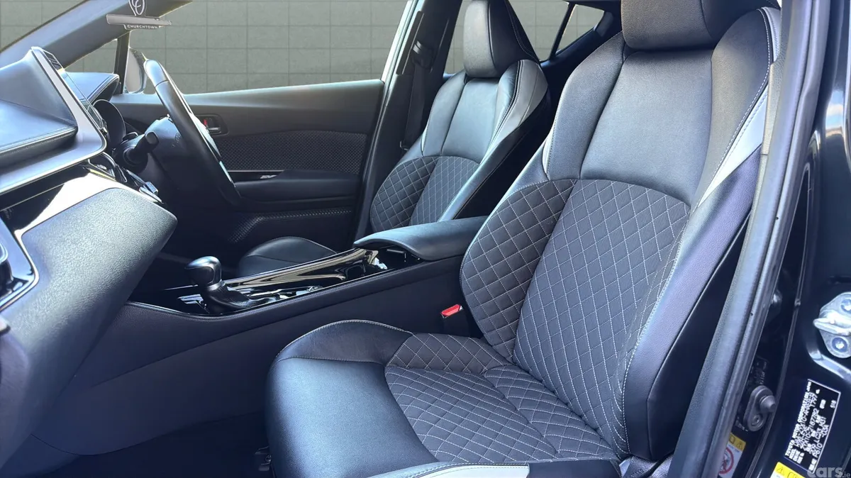 Toyota C-HR Hatchback, Petrol Hybrid, 2019, Black
