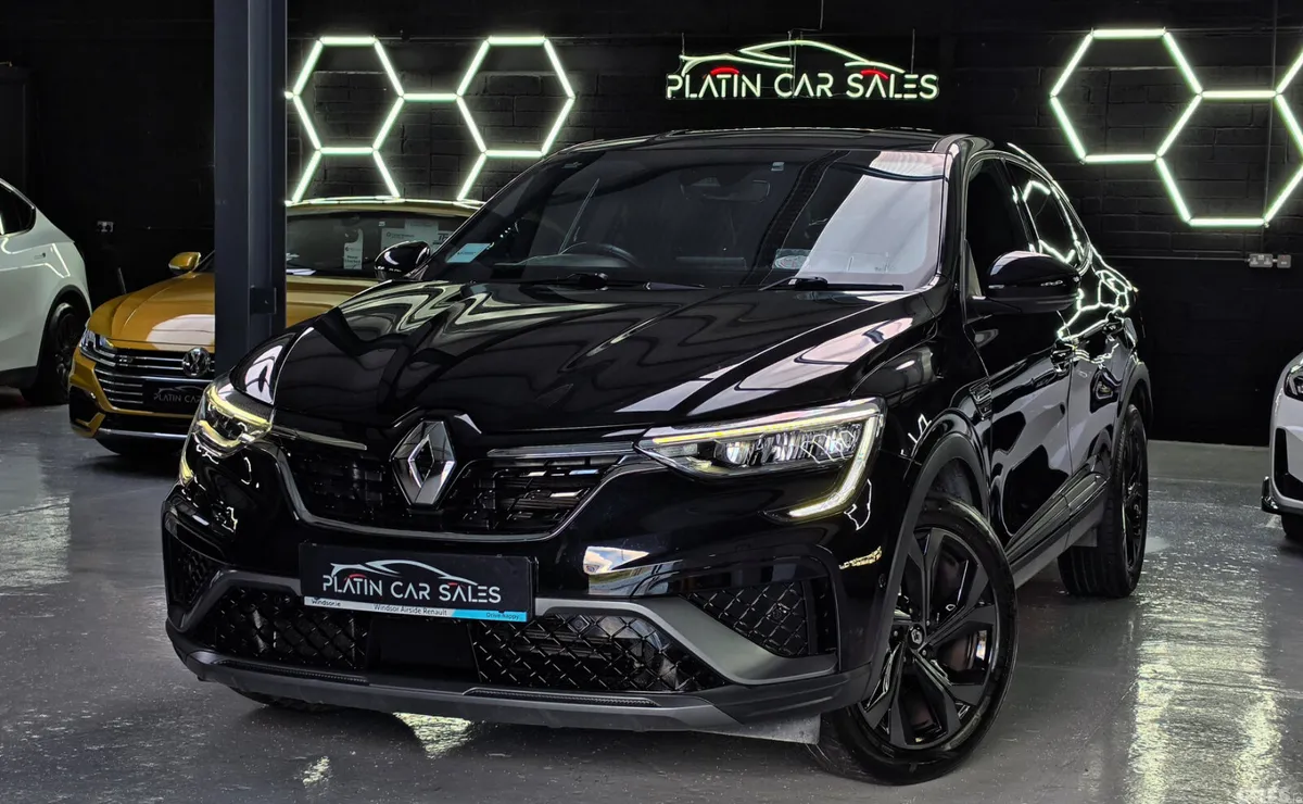 Renault Arkana Hatchback, Petrol, 2023, Black