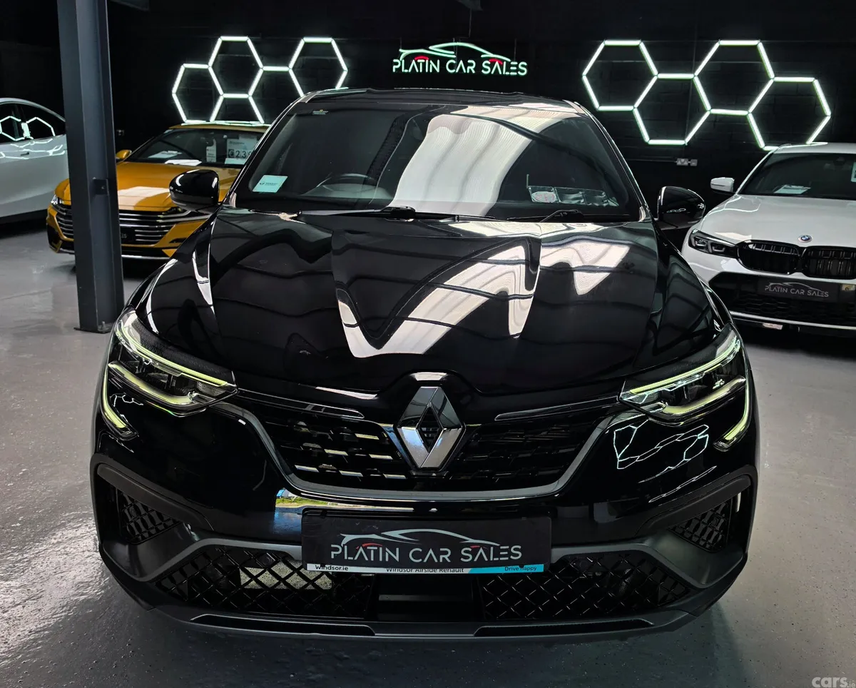 Renault Arkana Hatchback, Petrol, 2023, Black