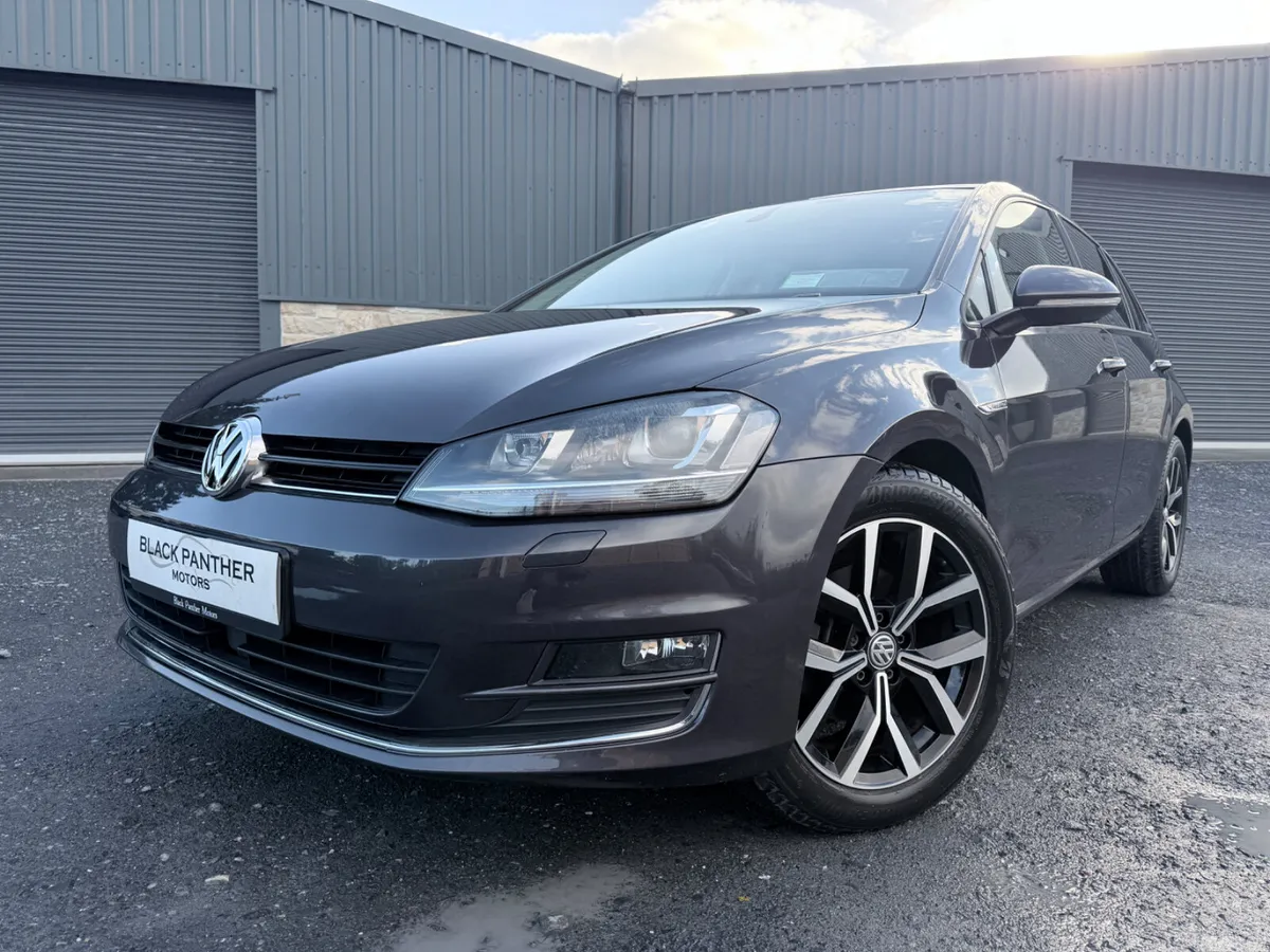 Volkswagen Golf Hatchback, Petrol, 2015, Grey