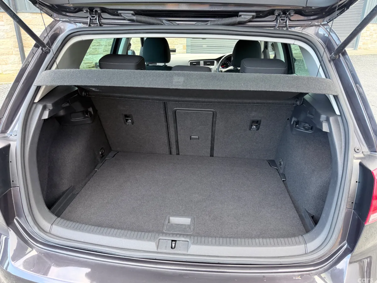 Volkswagen Golf Hatchback, Petrol, 2015, Grey