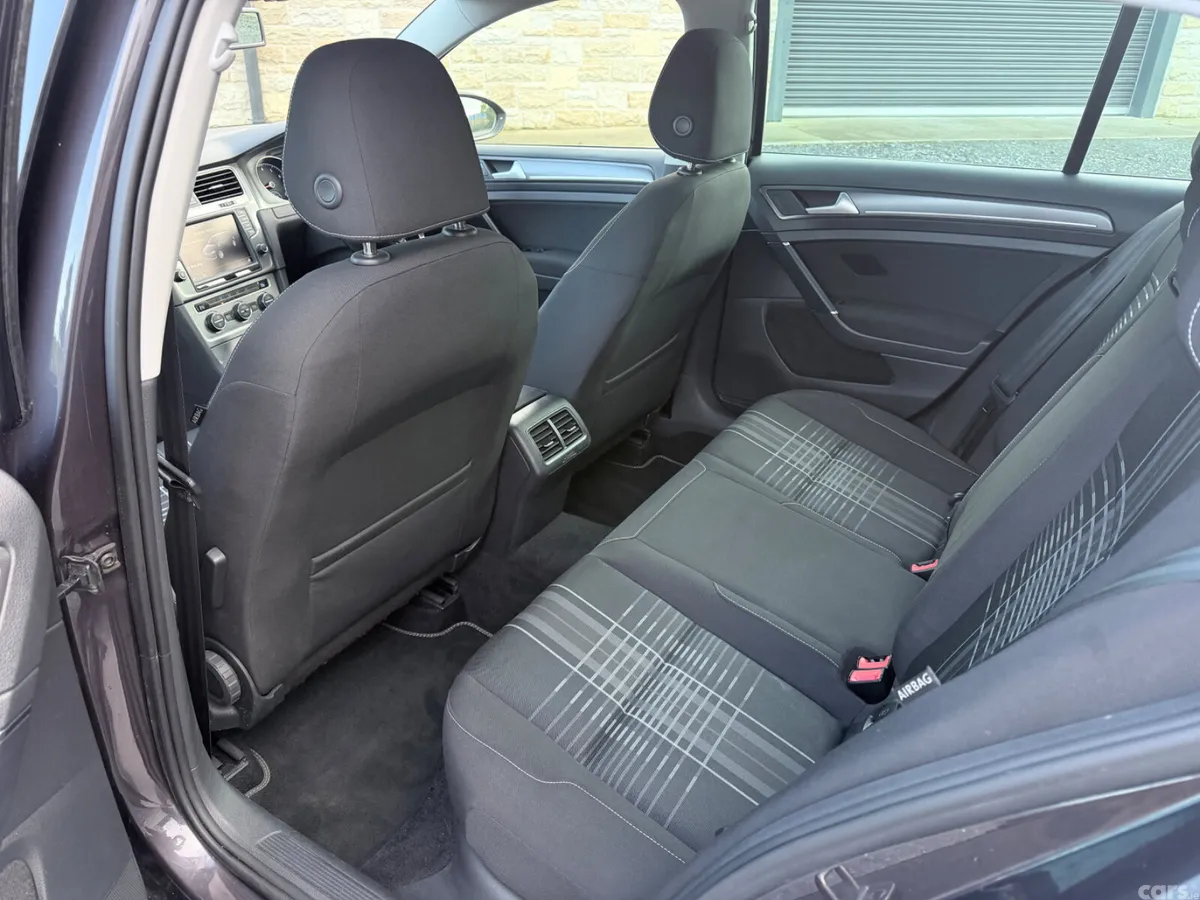 Volkswagen Golf Hatchback, Petrol, 2015, Grey