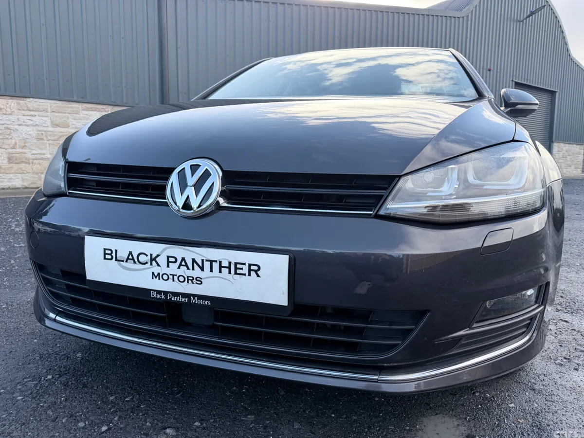 Volkswagen Golf Hatchback, Petrol, 2015, Grey