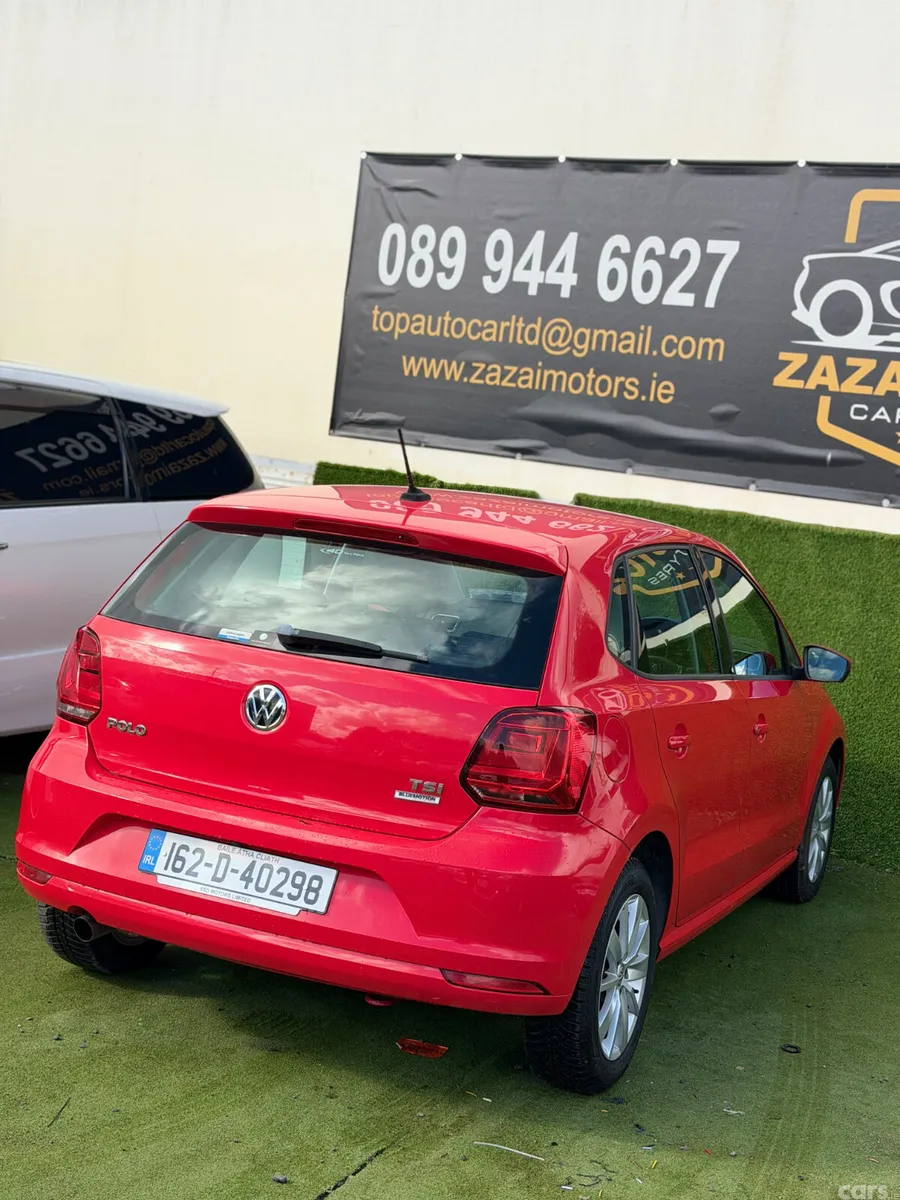 Volkswagen Polo Hatchback, Petrol, 2016, Red