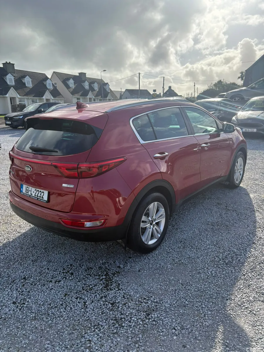 Kia Sportage SUV, Diesel, 2016, Red