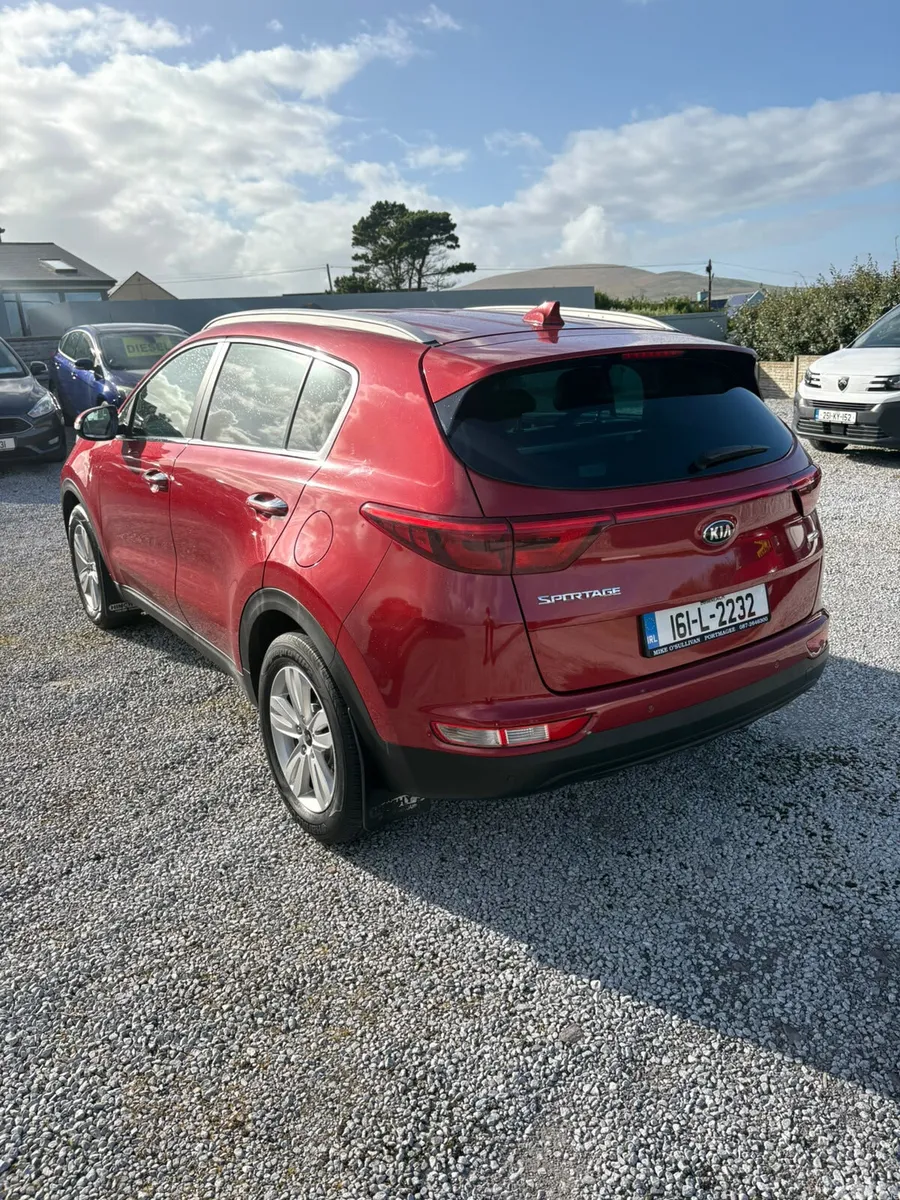 Kia Sportage SUV, Diesel, 2016, Red