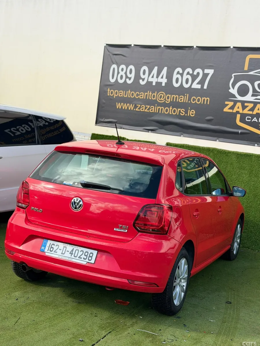 Volkswagen Polo Hatchback, Petrol, 2016, Red