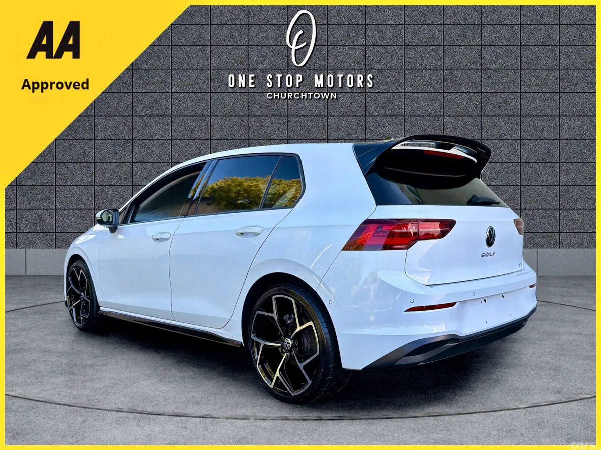 Volkswagen Golf Hatchback, Petrol Hybrid, 2021, White