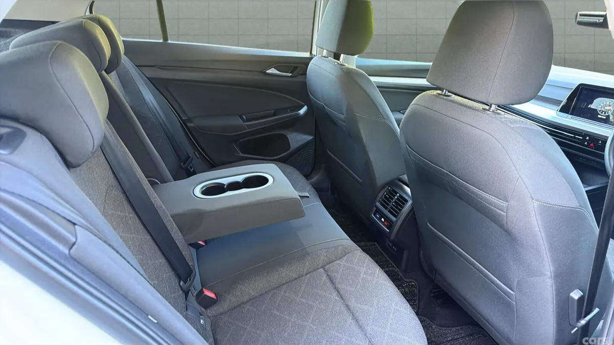 Volkswagen Golf Hatchback, Petrol Hybrid, 2021, White