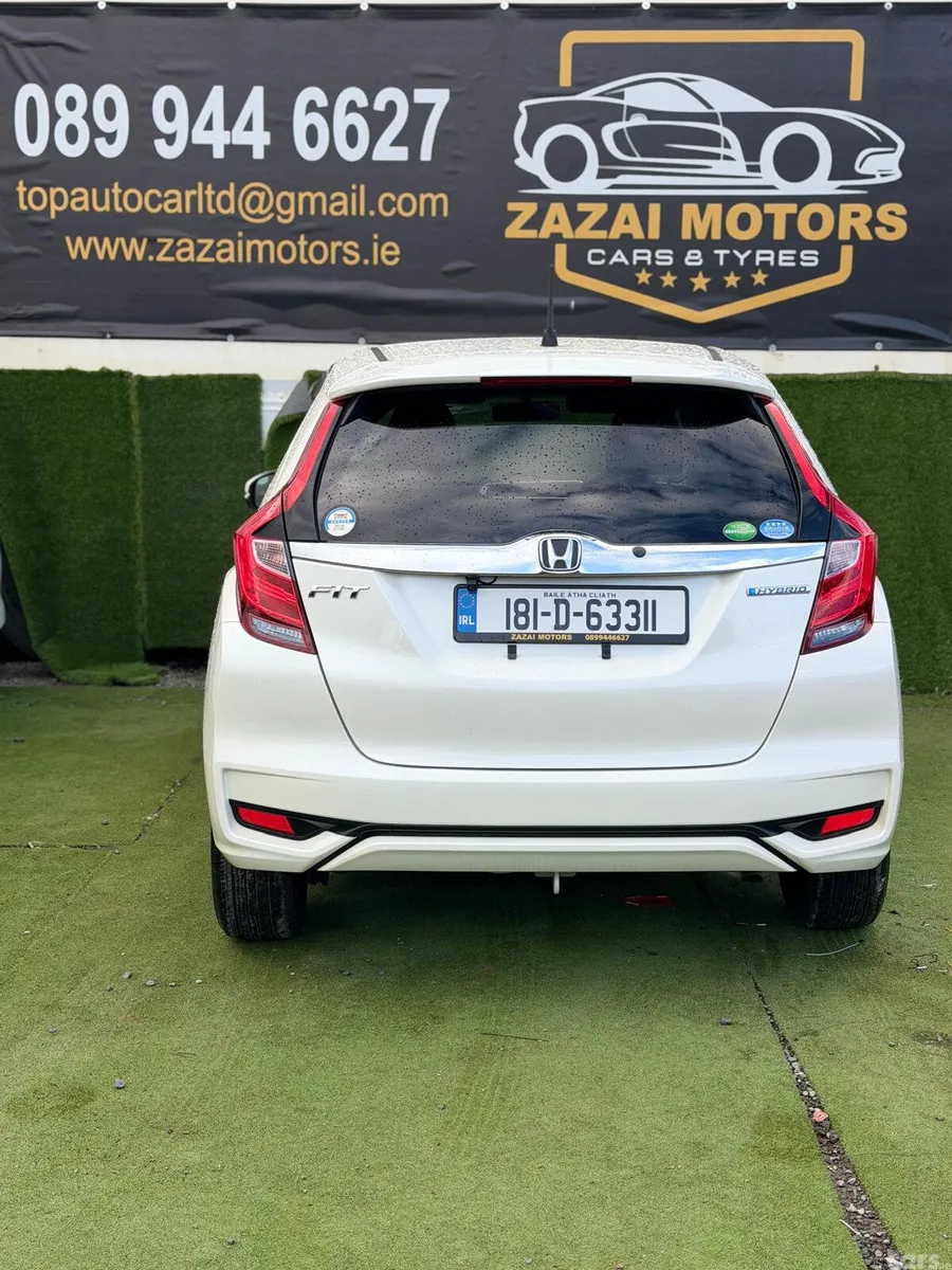 Honda Fit Hatchback, Petrol Hybrid, 2018, White