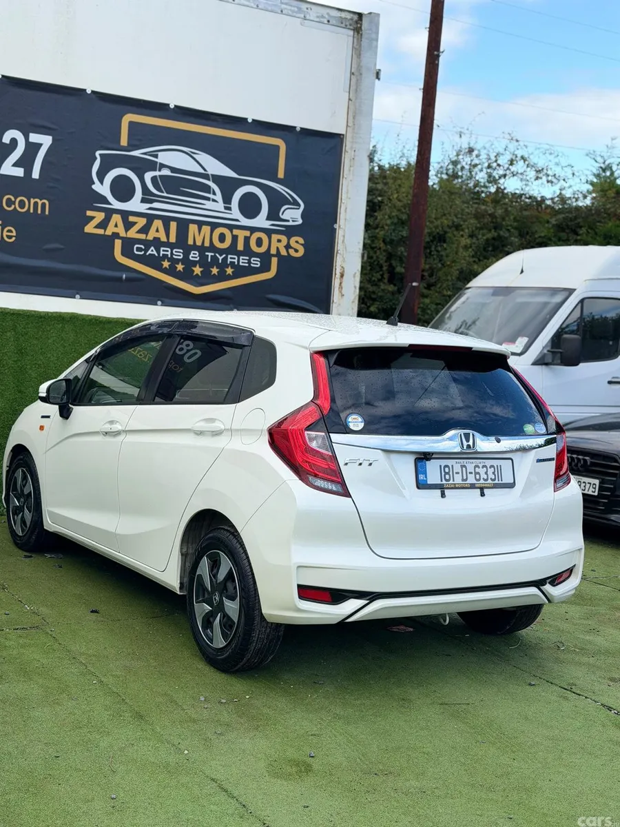 Honda Fit Hatchback, Petrol Hybrid, 2018, White