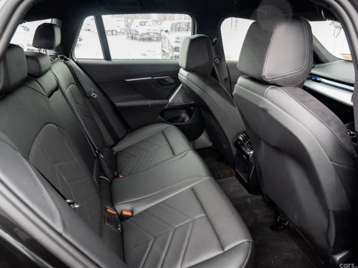 BMW 5-Series Estate, Petrol Plug-in Hybrid, 2024, Grey