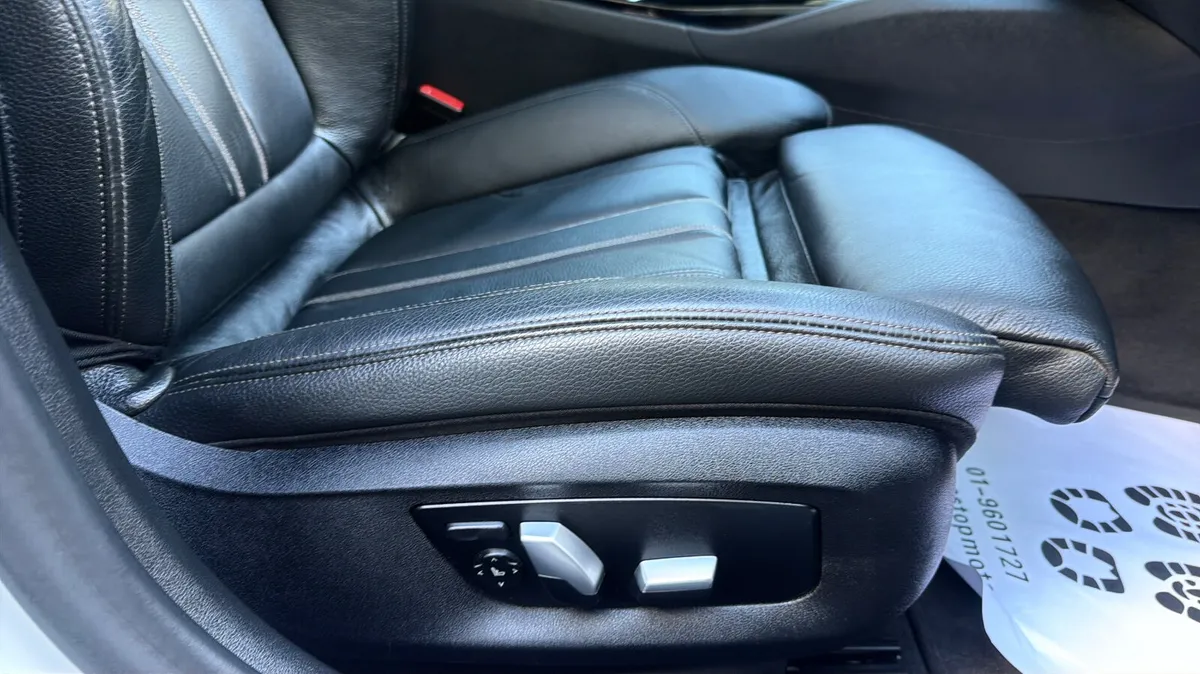 BMW 5-Series Saloon, Petrol Plug-in Hybrid, 2021, White