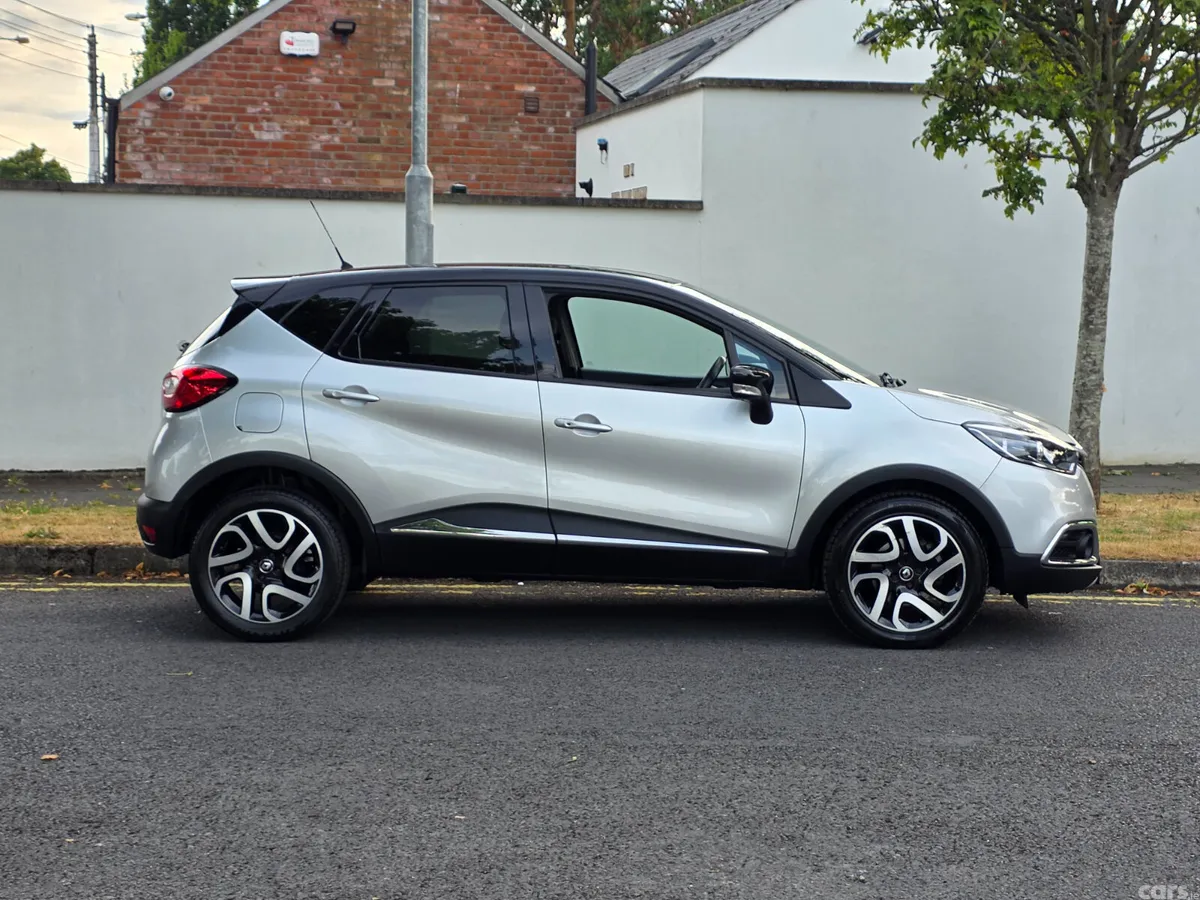 Renault Captur Hatchback, Diesel, 2017, Grey