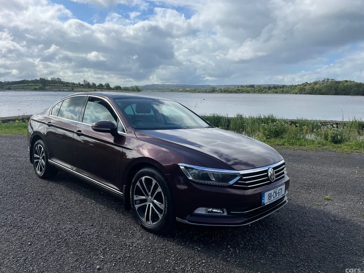 Volkswagen Passat Saloon, Diesel, 2018, Red