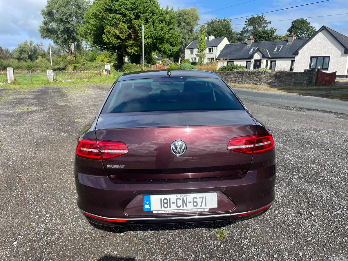 Volkswagen Passat Saloon, Diesel, 2018, Red