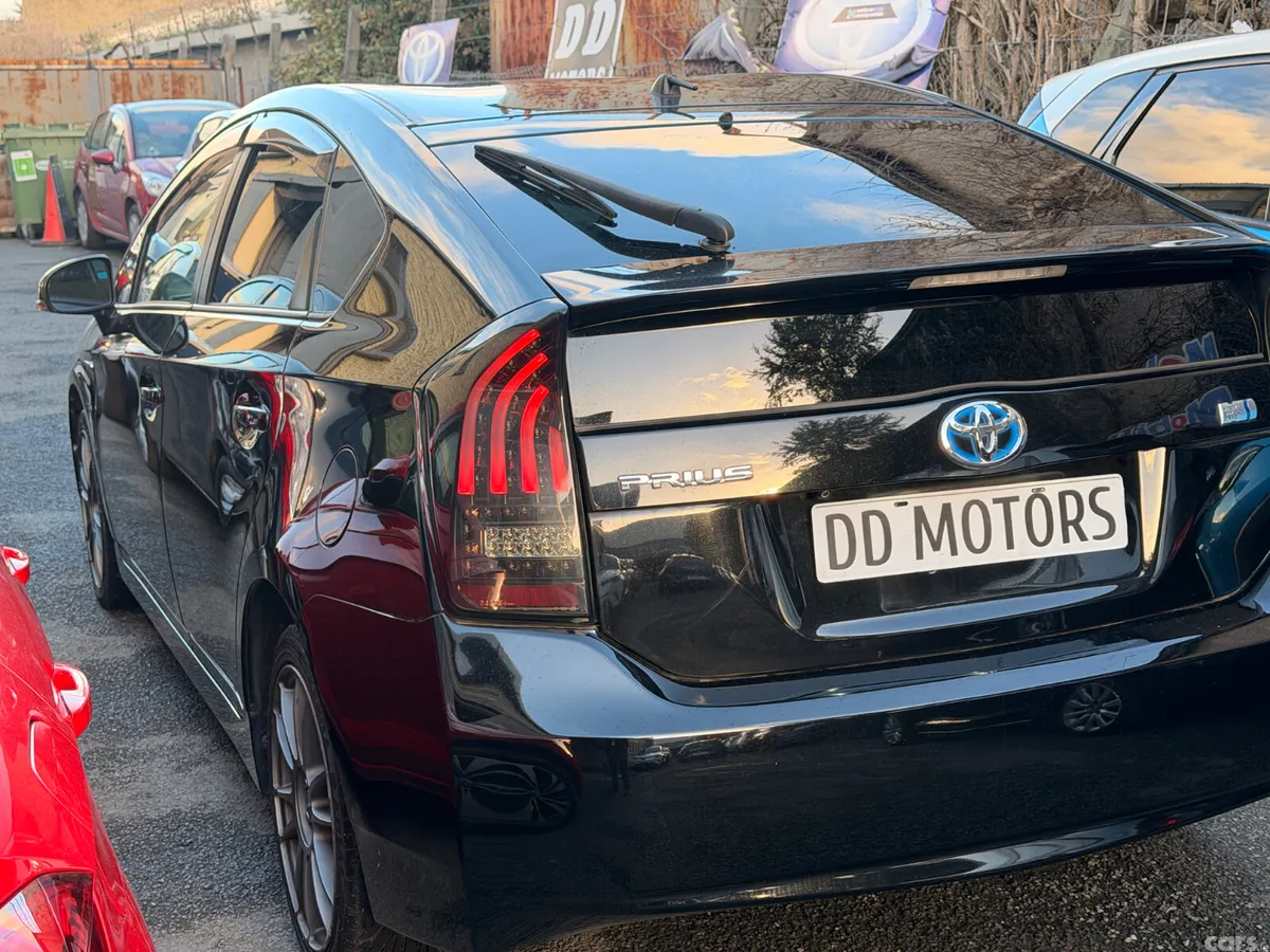 Toyota Prius Hatchback, Petrol Hybrid, 2015, Black