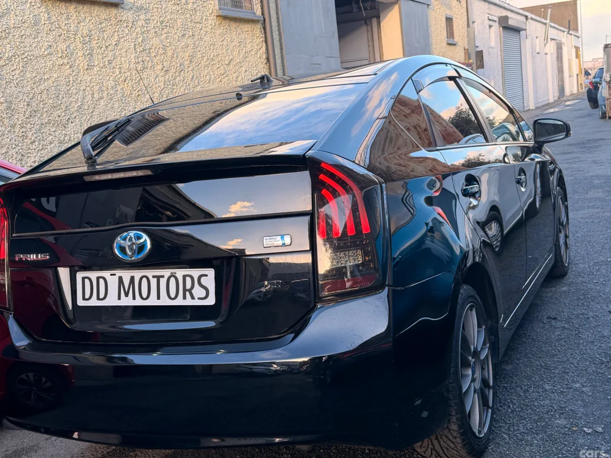 Toyota Prius Hatchback, Petrol Hybrid, 2015, Black