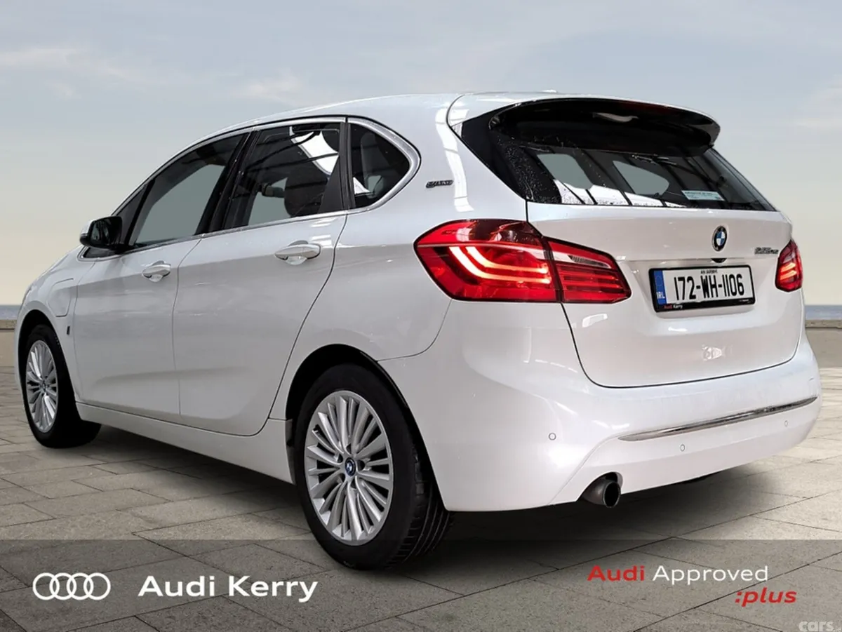 BMW 2-Series Hatchback, Petrol Hybrid, 2017, White