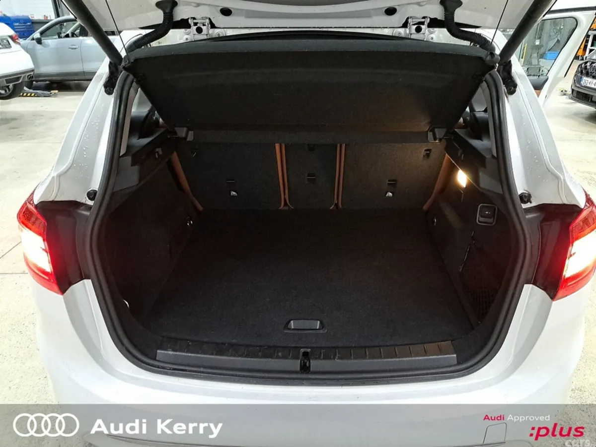 BMW 2-Series Hatchback, Petrol Hybrid, 2017, White