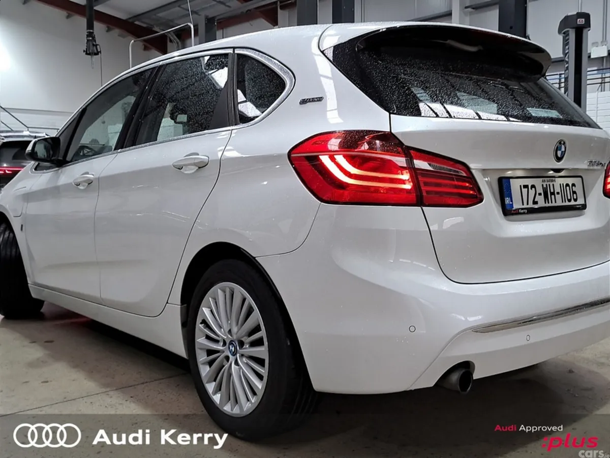BMW 2-Series Hatchback, Petrol Hybrid, 2017, White
