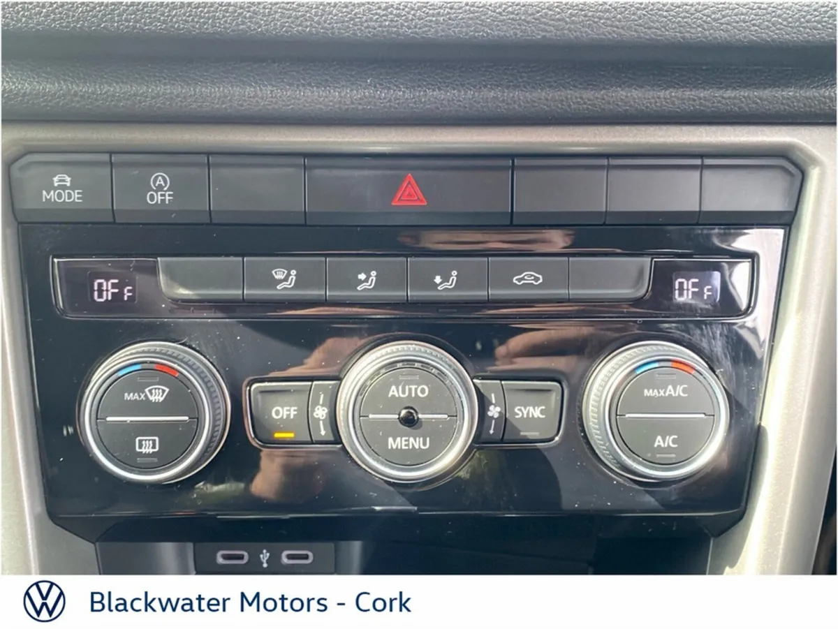 Volkswagen T-Roc Hatchback, Petrol, 2021, 