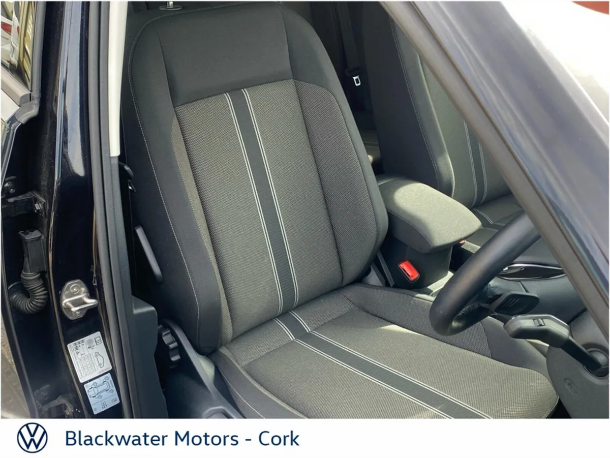 Volkswagen T-Roc Hatchback, Petrol, 2021, 
