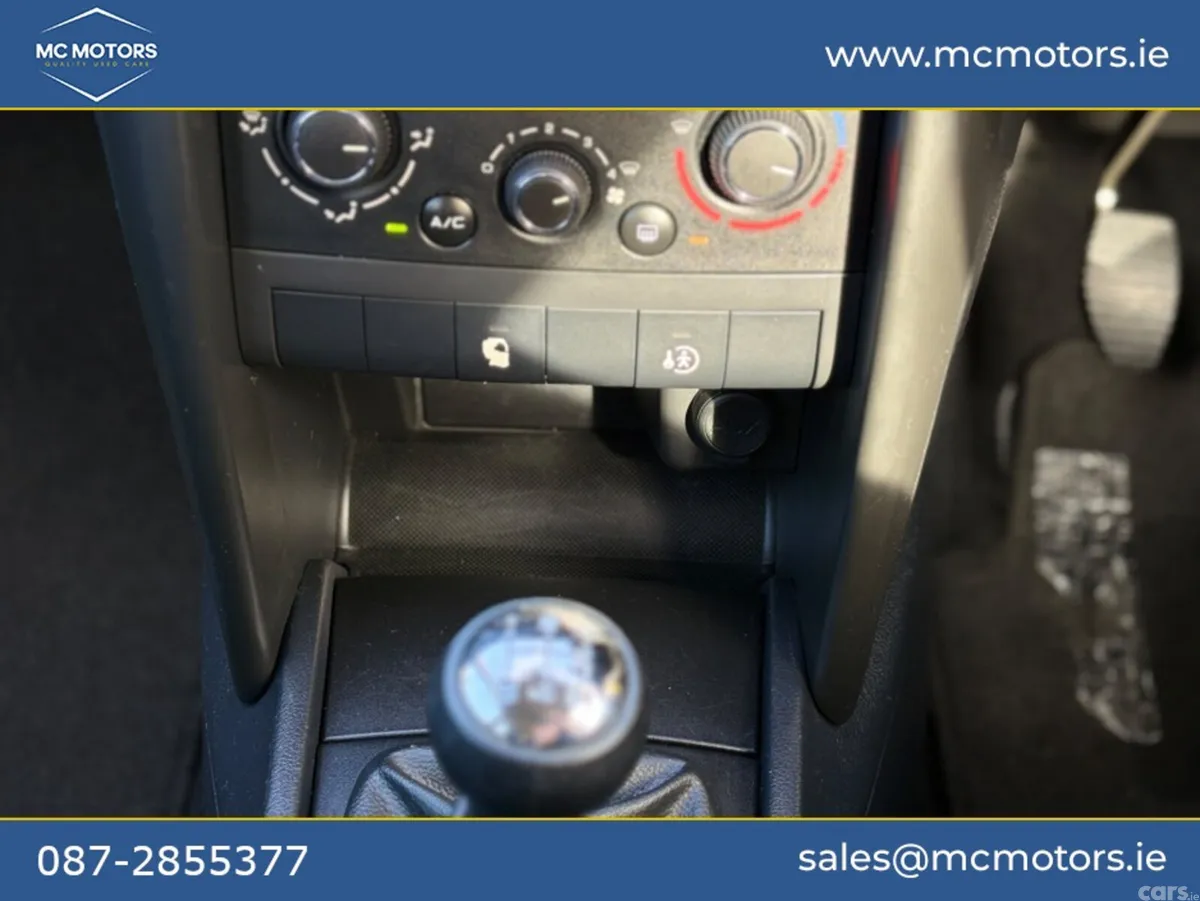 Peugeot 207 Hatchback, Petrol, 2011, Grey
