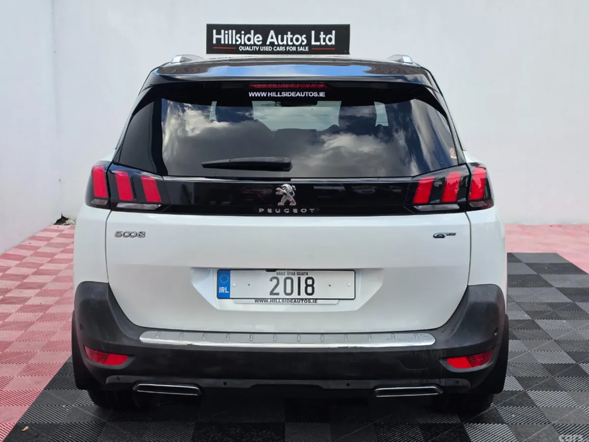 Peugeot 5008 MPV, Diesel, 2018, White