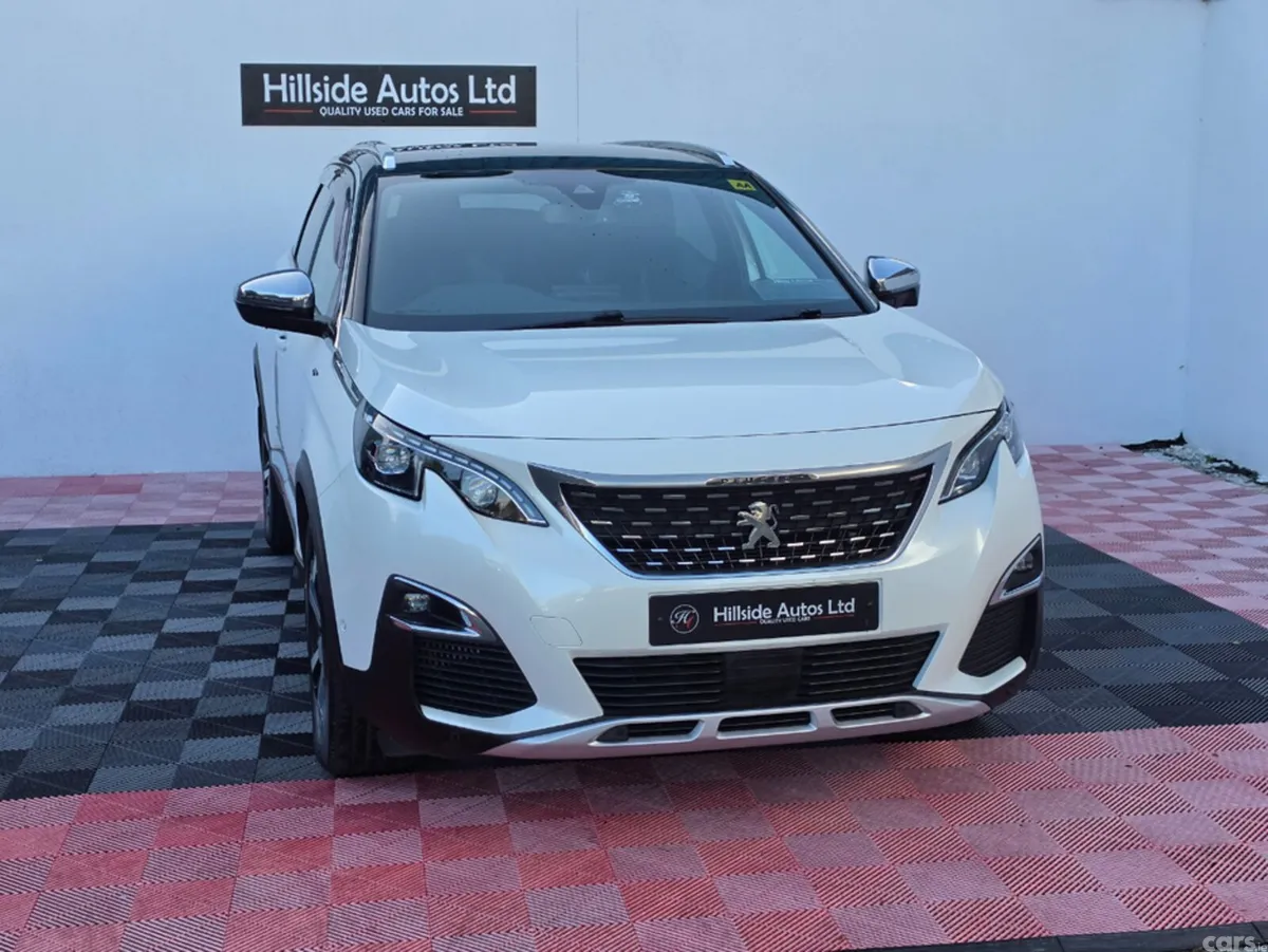 Peugeot 5008 MPV, Diesel, 2018, White