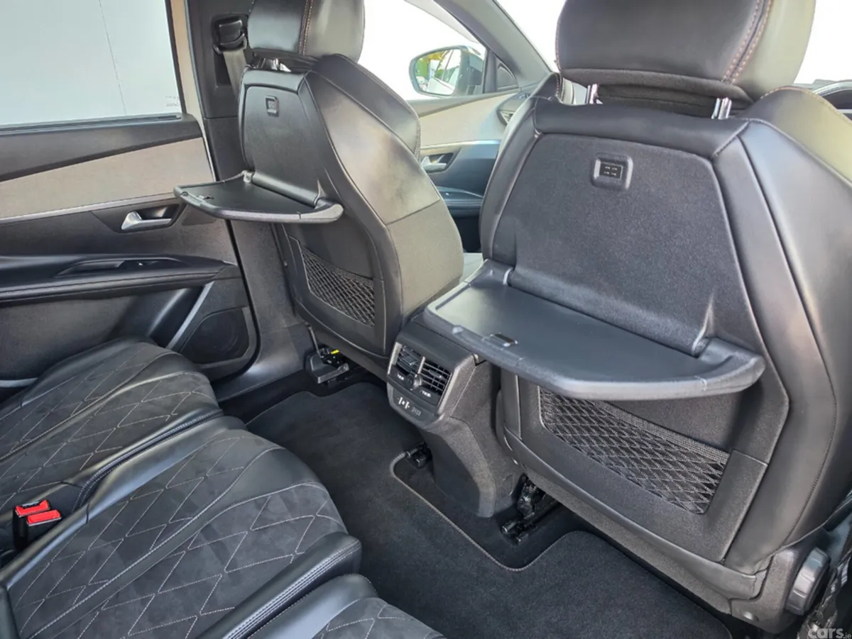 Peugeot 5008 MPV, Diesel, 2018, White