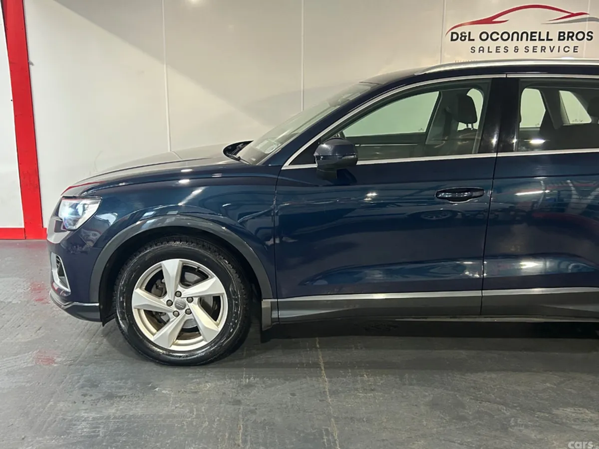 Audi Q3 SUV, Diesel, 2019, Blue
