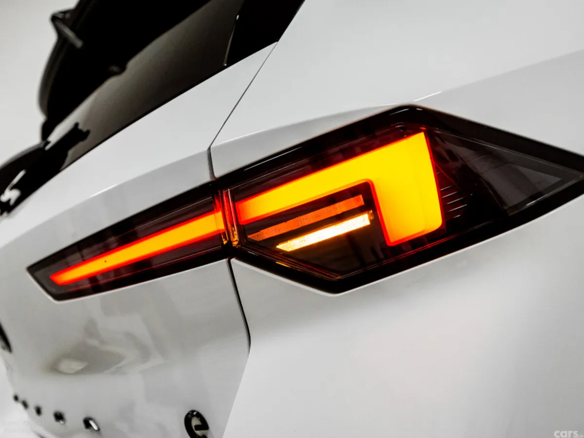 Opel Astra Hatchback, Electric, 2024, White