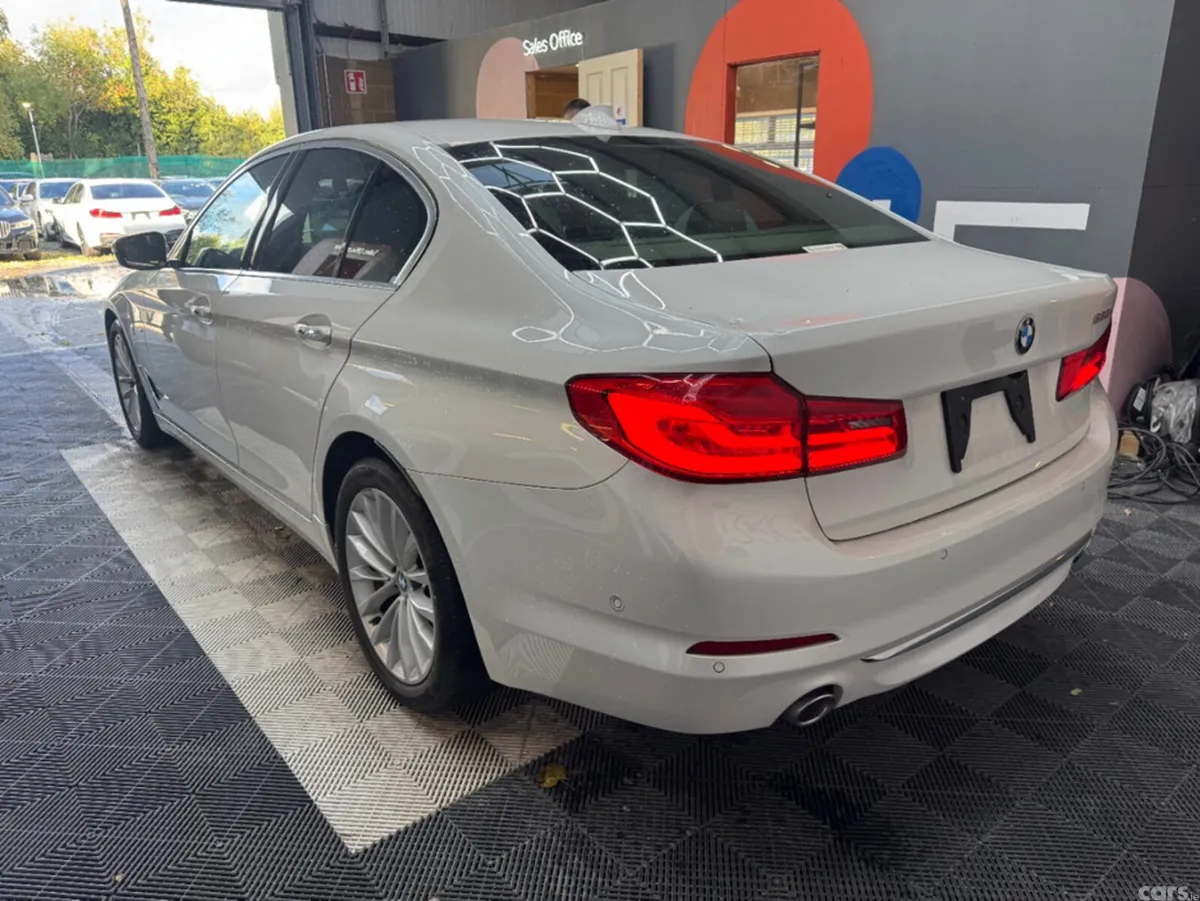 BMW 5-Series Saloon, Diesel, 2018, White